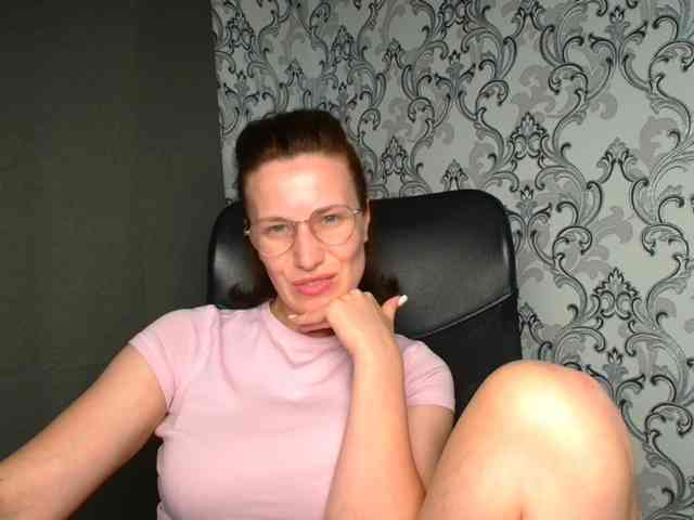BellaKisss1 webcam