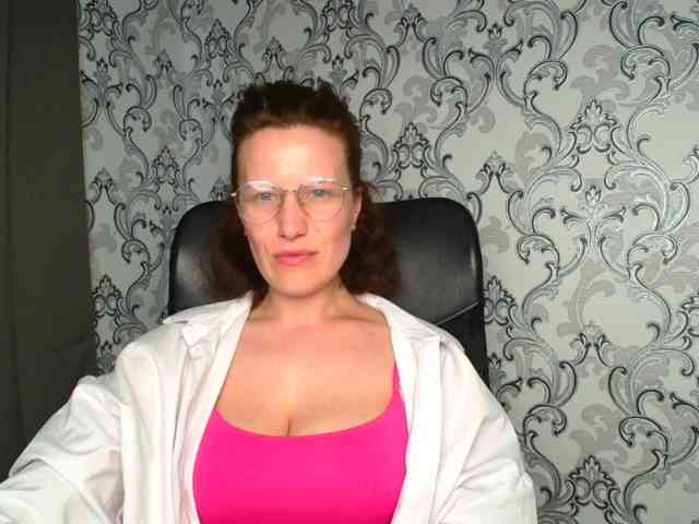 BellaKisss1 webcam