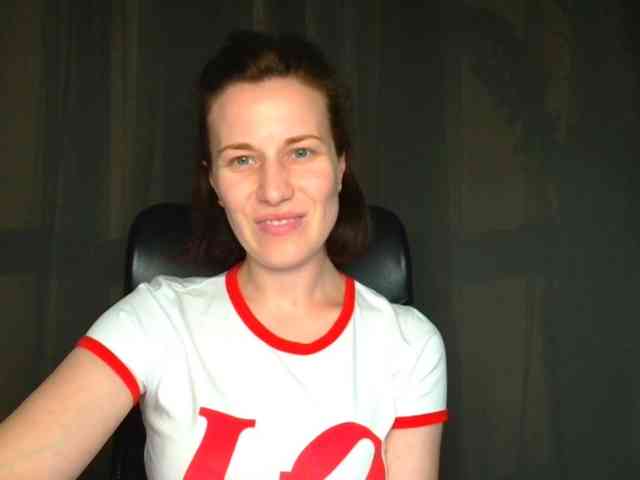 BellaKisss1 webcam