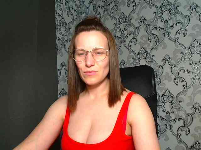 BellaKisss1 webcam