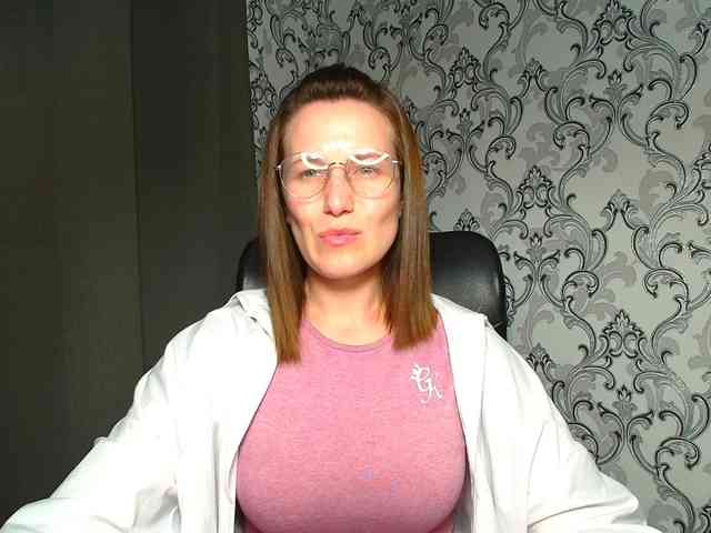 BellaKisss1 webcam