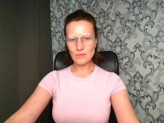 BellaKisss1 webcam
