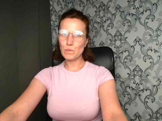BellaKisss1 webcam