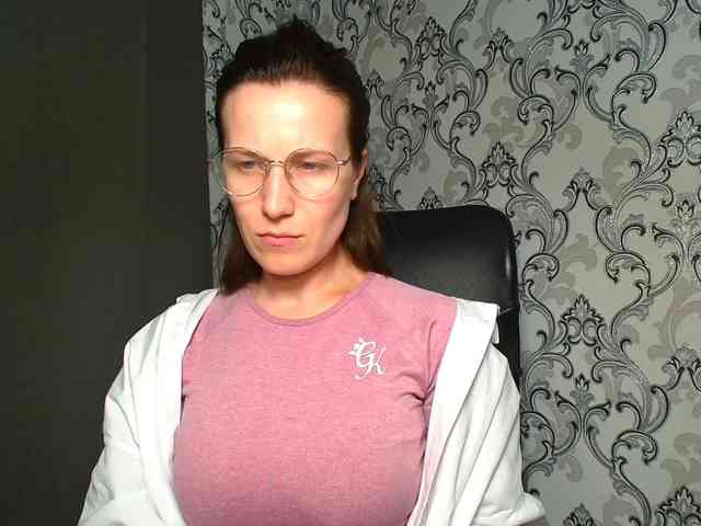 BellaKisss1 webcam