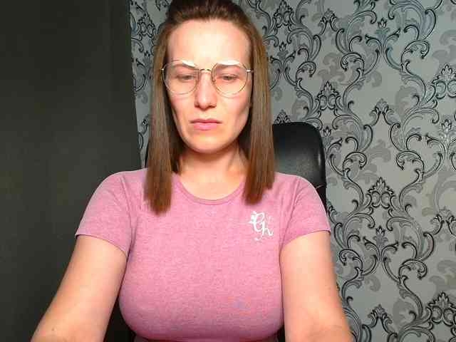 BellaKisss1 webcam