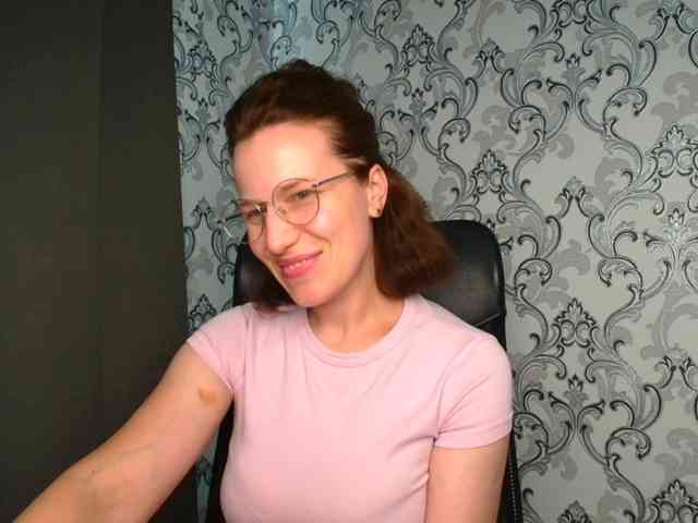 BellaKisss1 webcam
