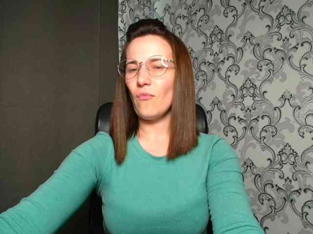 BellaKisss1 webcam