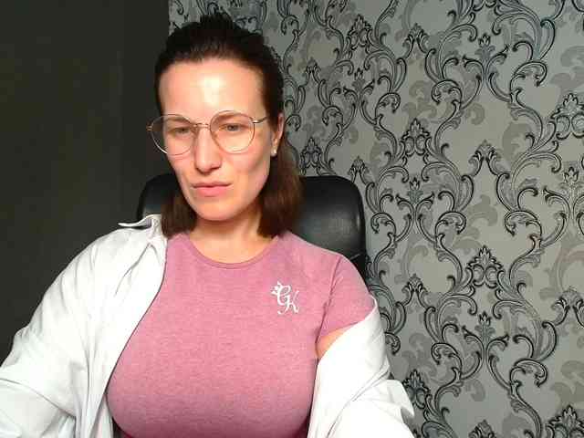 BellaKisss1