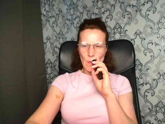 BellaKisss1 webcam