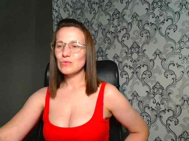 BellaKisss1 webcam