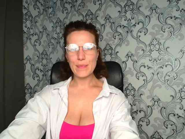 BellaKisss1 Sex Cam Show