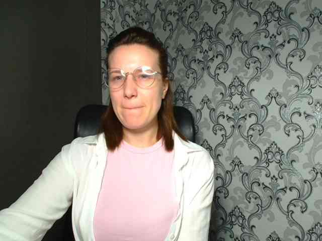 BellaKisss1 webcam