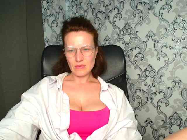 BellaKisss1 webcam