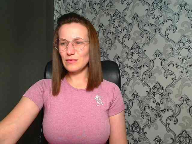 BellaKisss1 webcam