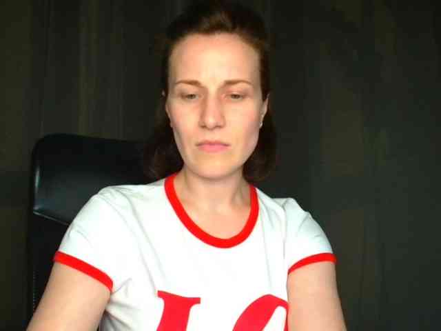 BellaKisss1 webcam