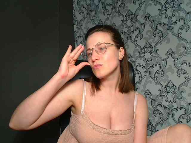 BellaKisss1