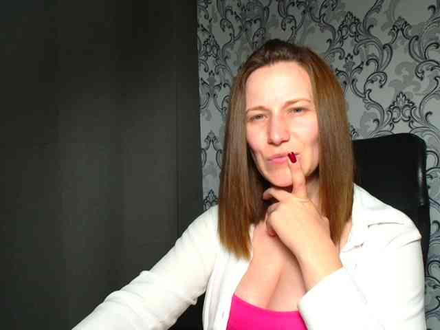 BellaKisss1 webcam