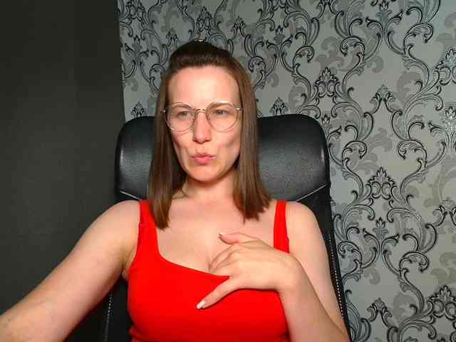 BellaKisss1 webcam