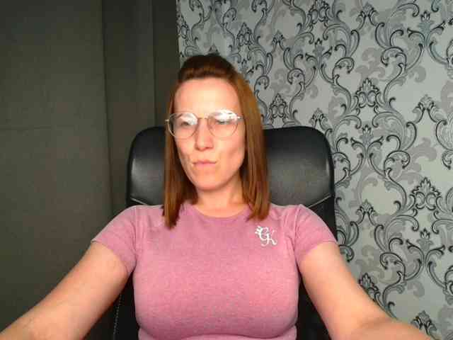 BellaKisss1 webcam