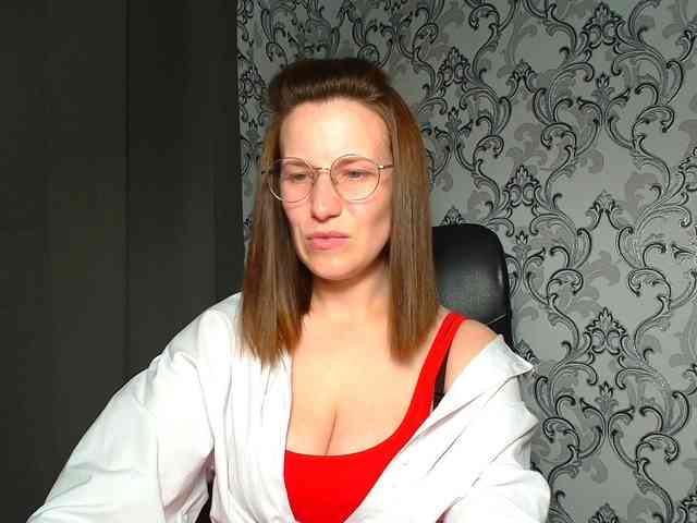 BellaKisss1 webcam