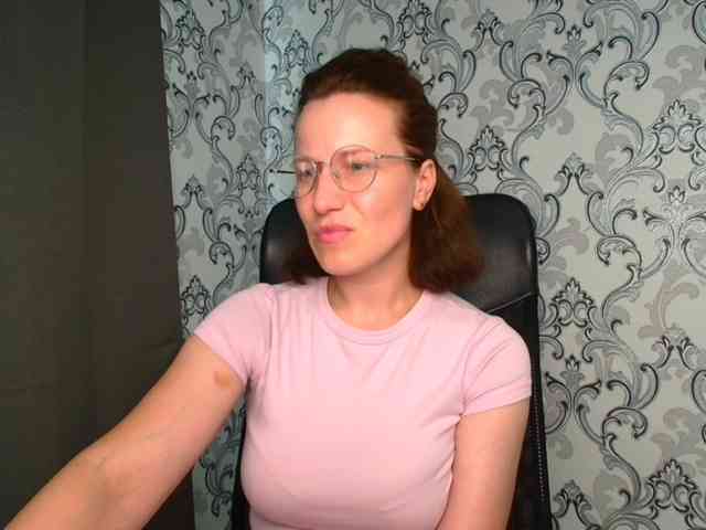 BellaKisss1 webcam