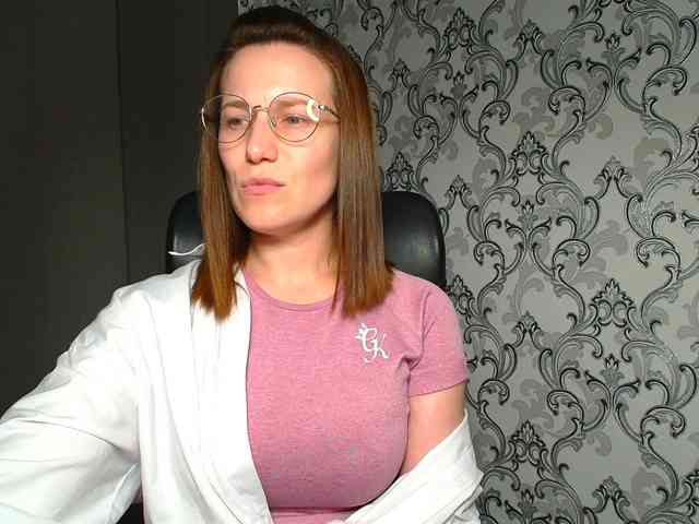 BellaKisss1 webcam