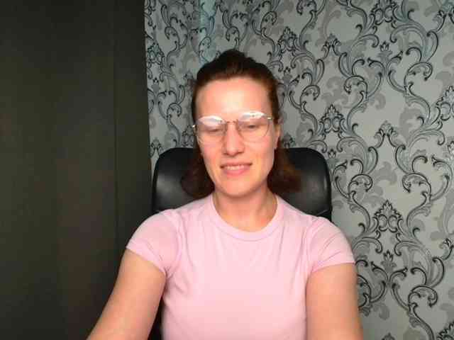 BellaKisss1 webcam