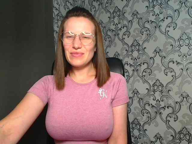 BellaKisss1 webcam