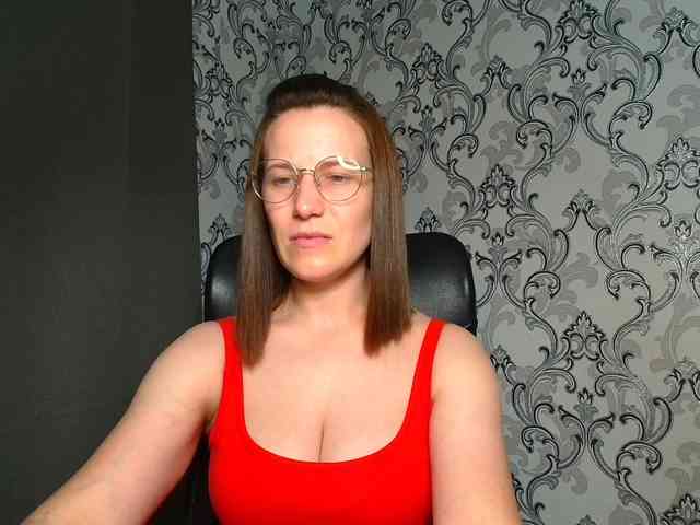 BellaKisss1 webcam