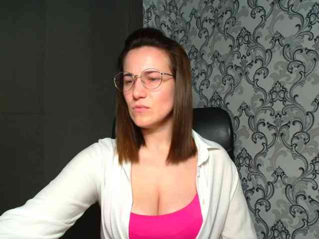 BellaKisss1