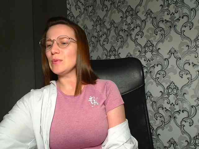 BellaKisss1 webcam