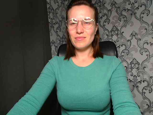 BellaKisss1 webcam