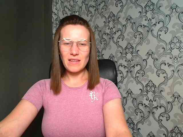 BellaKisss1 webcam