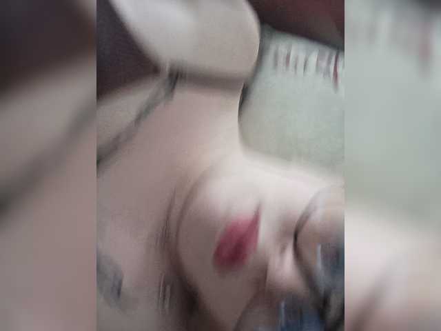 Jessica2005 live cam on BongaCams
