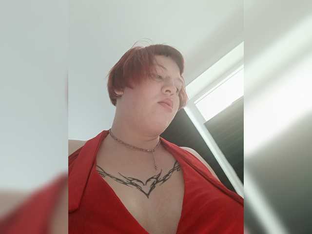 Jessica2005 live cam on BongaCams