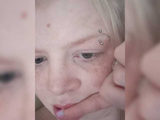 Jessica2005 live cam on BongaCams