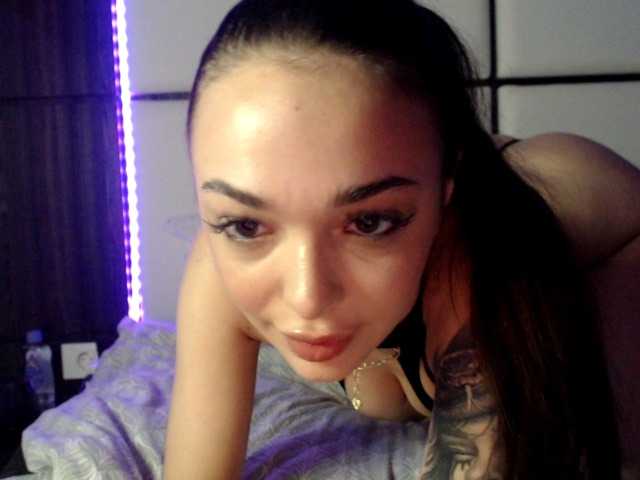 CelesteLye live cam on BongaCams