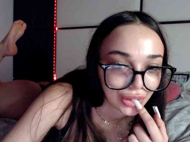 CelesteLye webcam