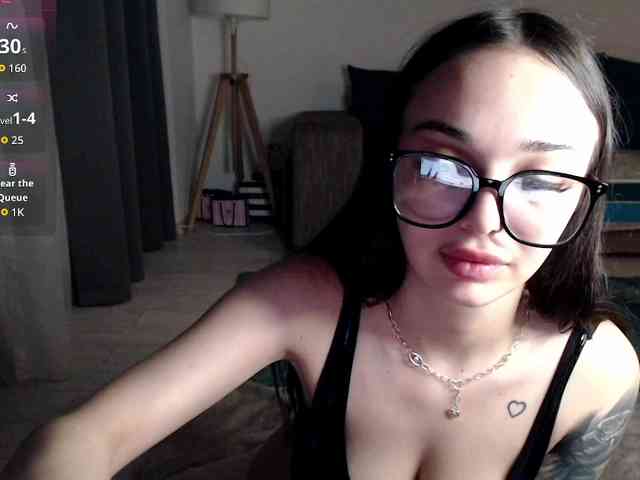 CelesteLye webcam