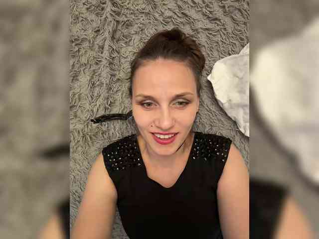 NumberOneWoman webcam