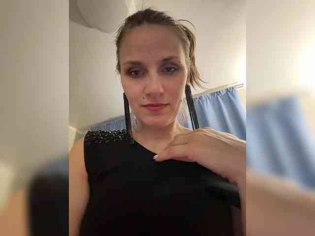 NumberOneWoman webcam