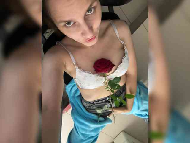 NumberOneWoman webcam