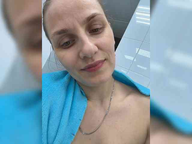 NumberOneWoman webcam