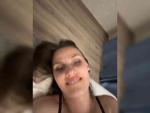 NumberOneWoman webcam