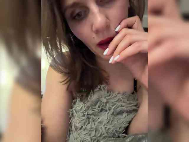 NumberOneWoman webcam