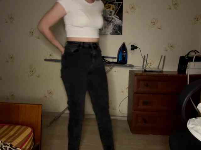 DulcieDrinkall webcam