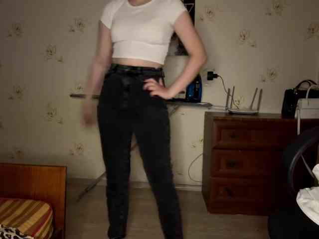 DulcieDrinkall webcam