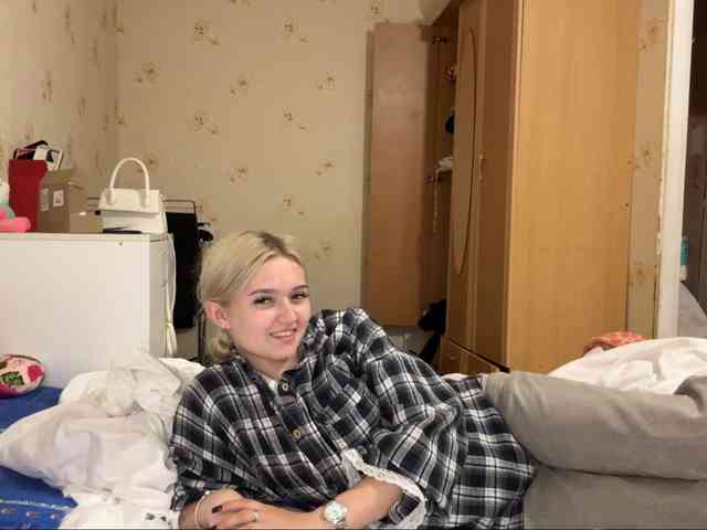 DulcieDrinkall webcam