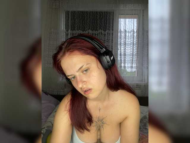 RedKettie live cam on BongaCams