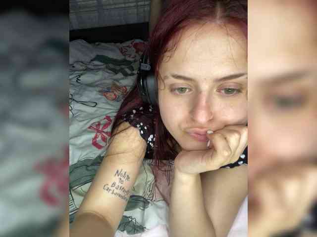 RedKettie webcam